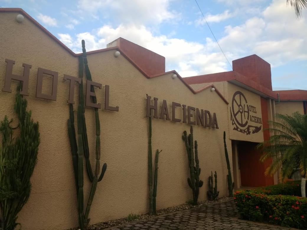 Hotel Hacienda Tuxtepec Exterior foto